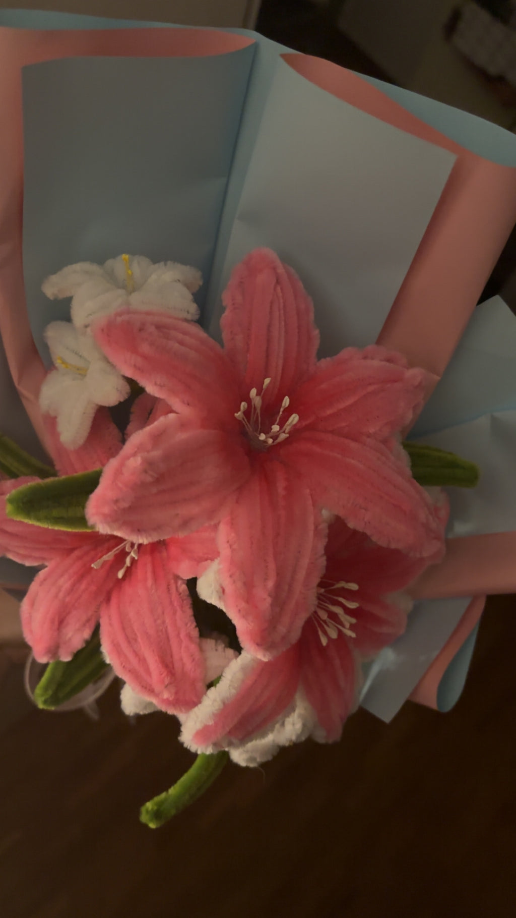 Pipe cleaner Stargazing flower bouquet